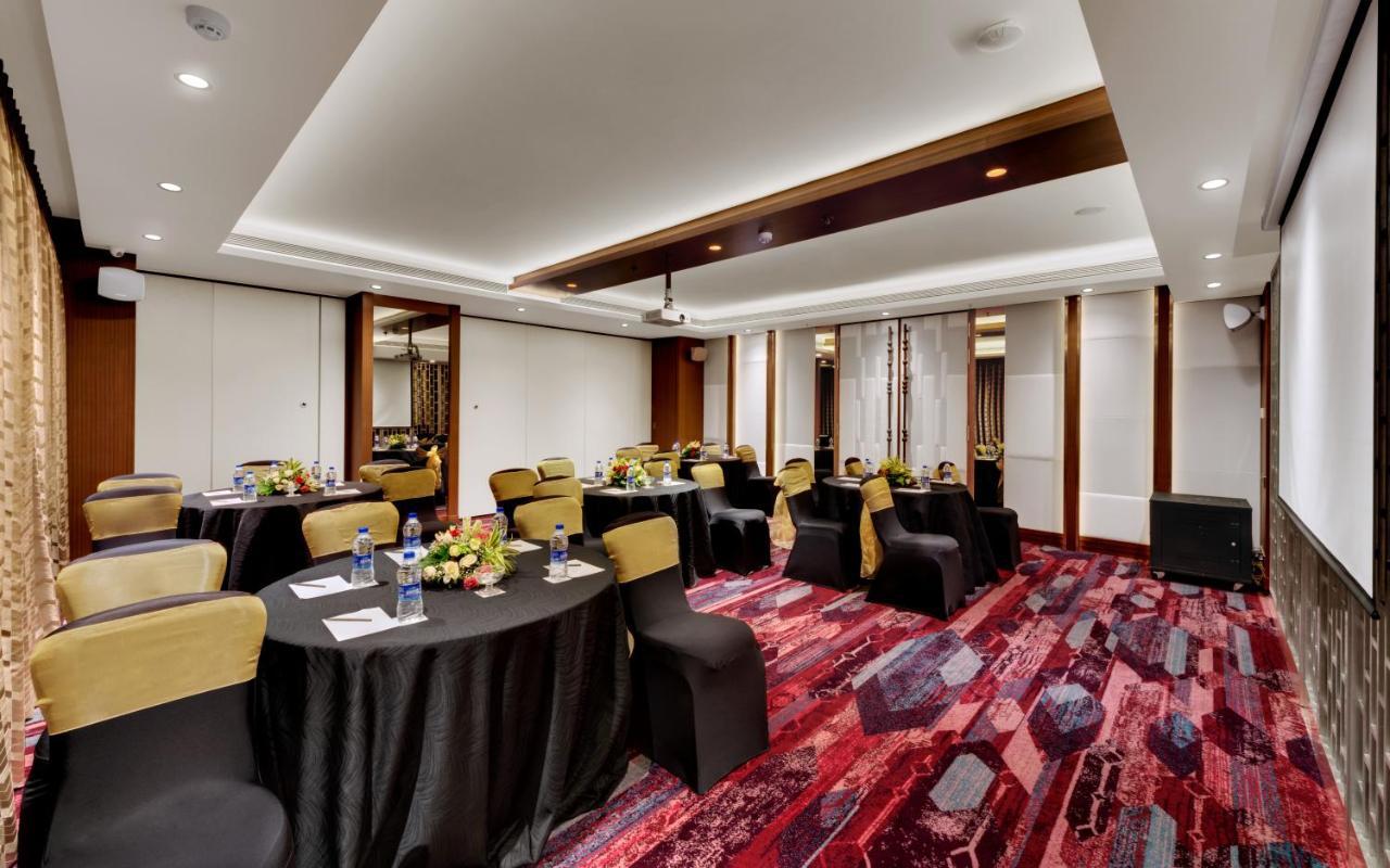 The Fern - Goregaon Mumbai Exterior foto